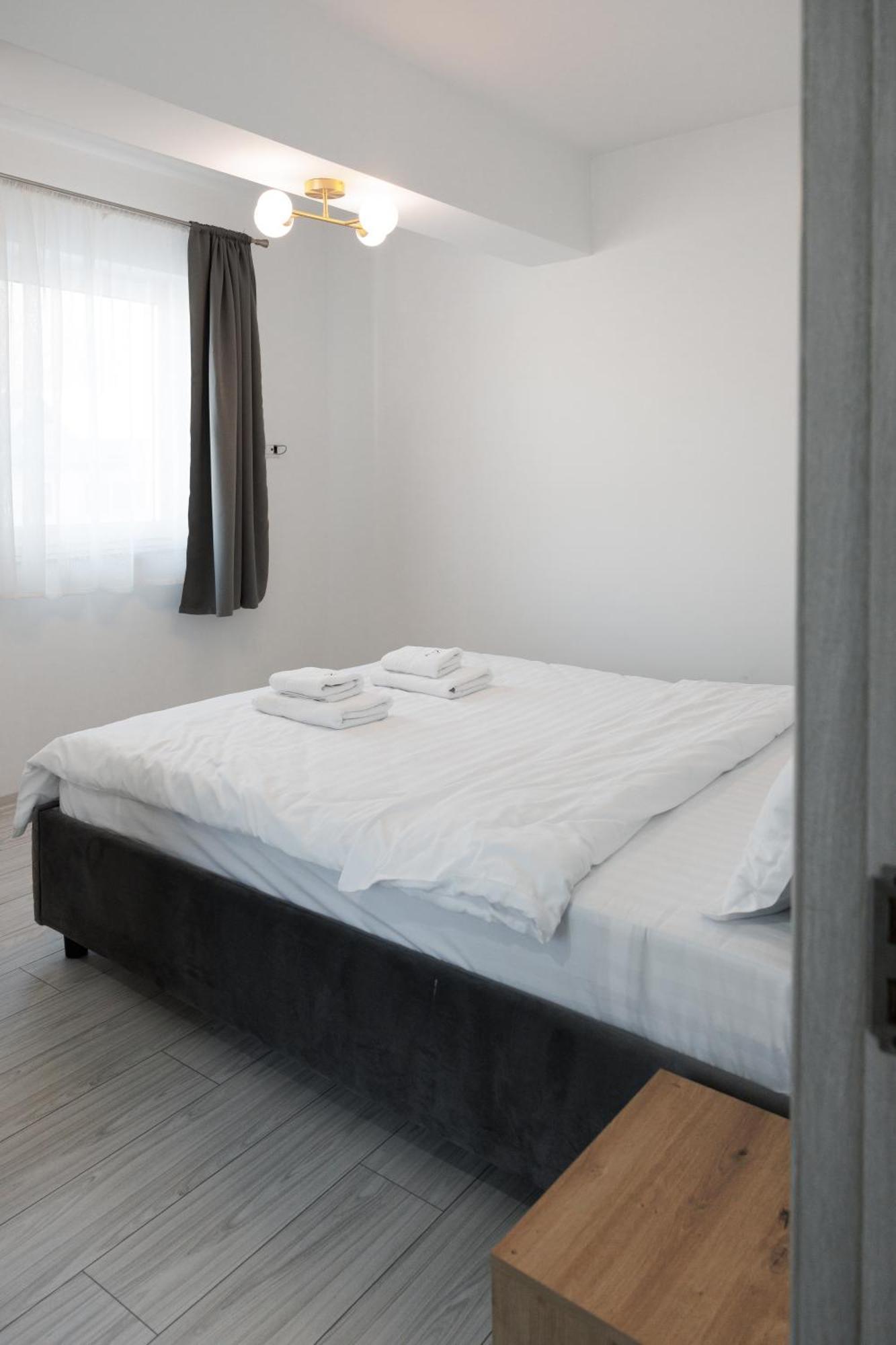 Exclusive Ultracentral Apartments And Studios #Enescu#Universitatii#Сучава Экстерьер фото