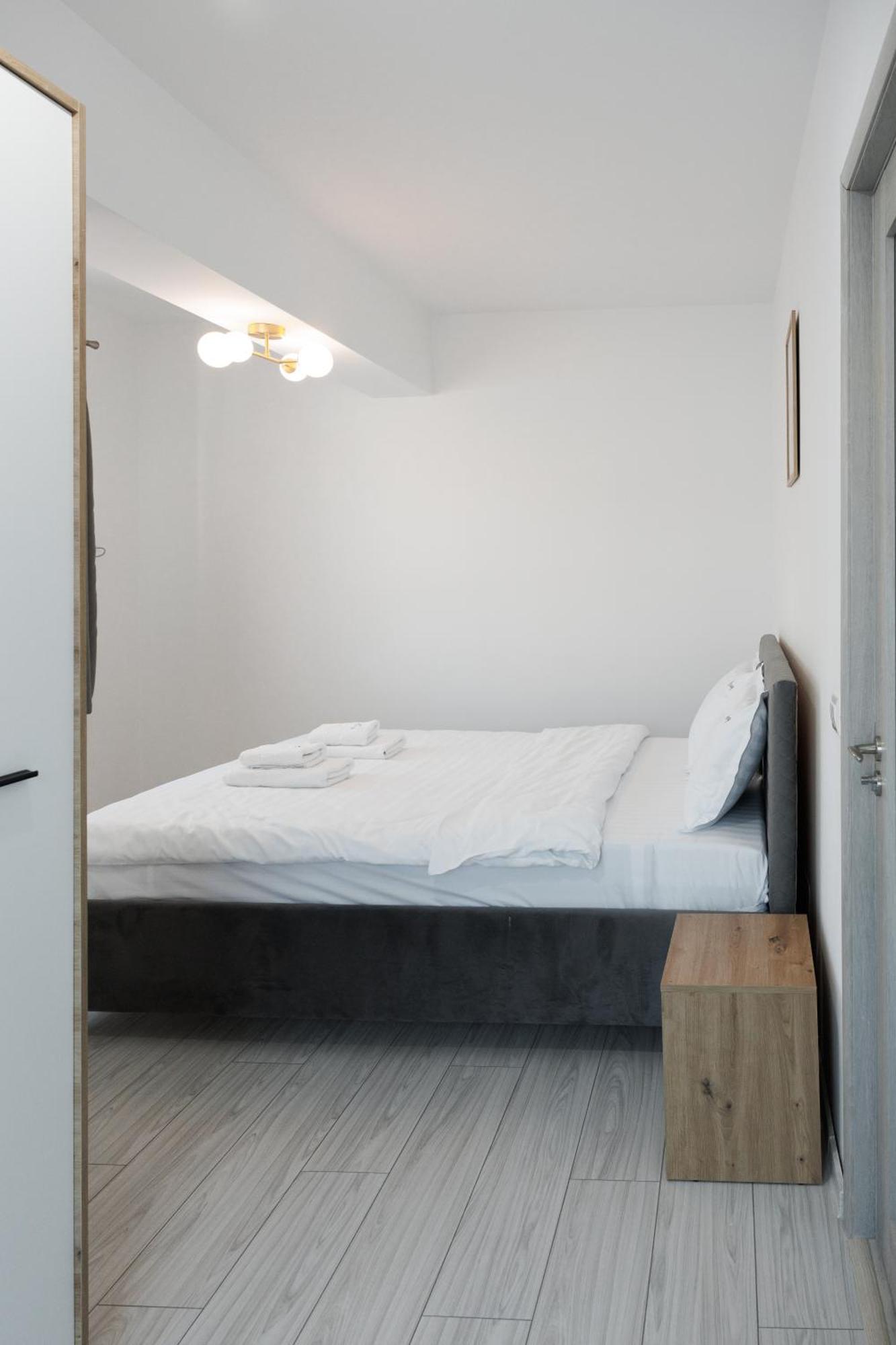 Exclusive Ultracentral Apartments And Studios #Enescu#Universitatii#Сучава Экстерьер фото