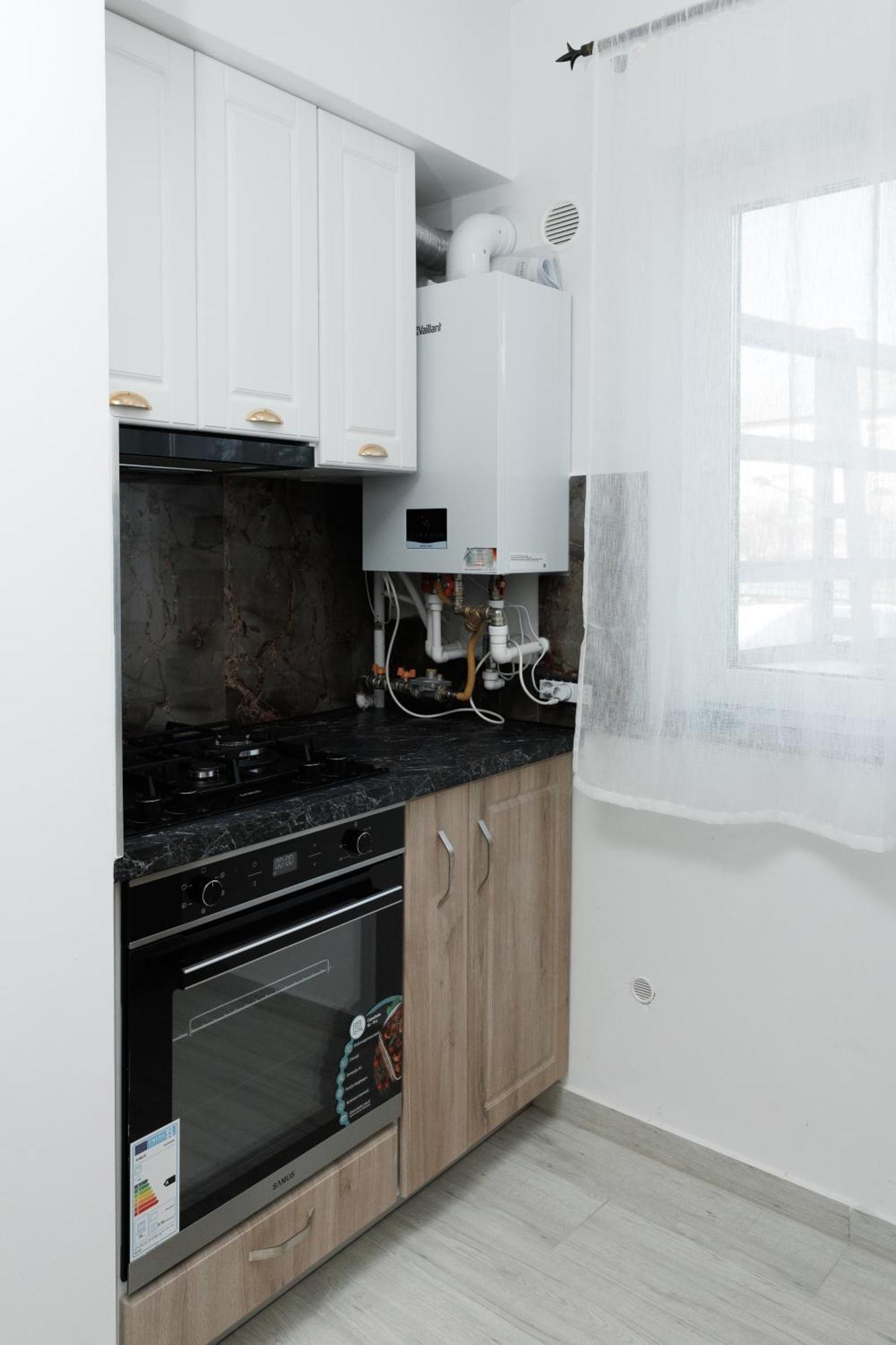 Exclusive Ultracentral Apartments And Studios #Enescu#Universitatii#Сучава Экстерьер фото